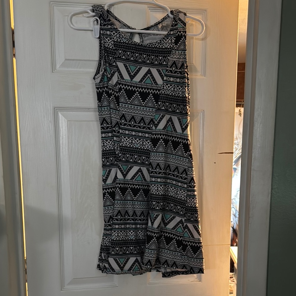 Mudd Black and White Sleeveless Scoop Neck Mini Sundress